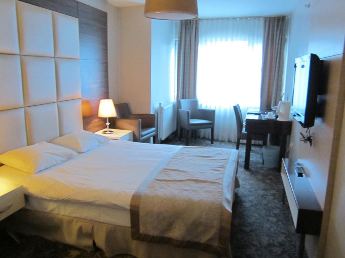 Derpa Suite Hotel Istanbul Exterior photo