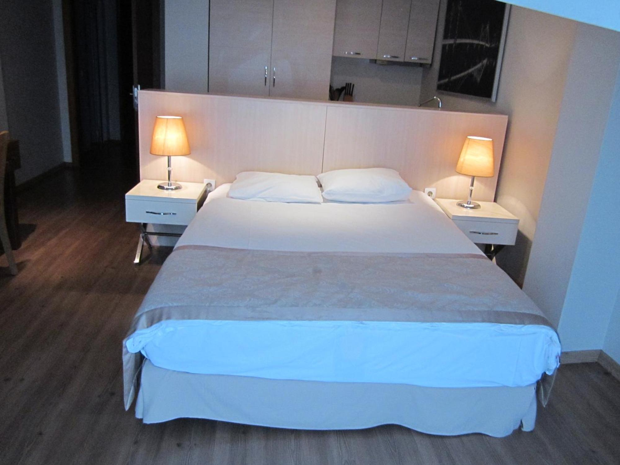 Derpa Suite Hotel Istanbul Exterior photo