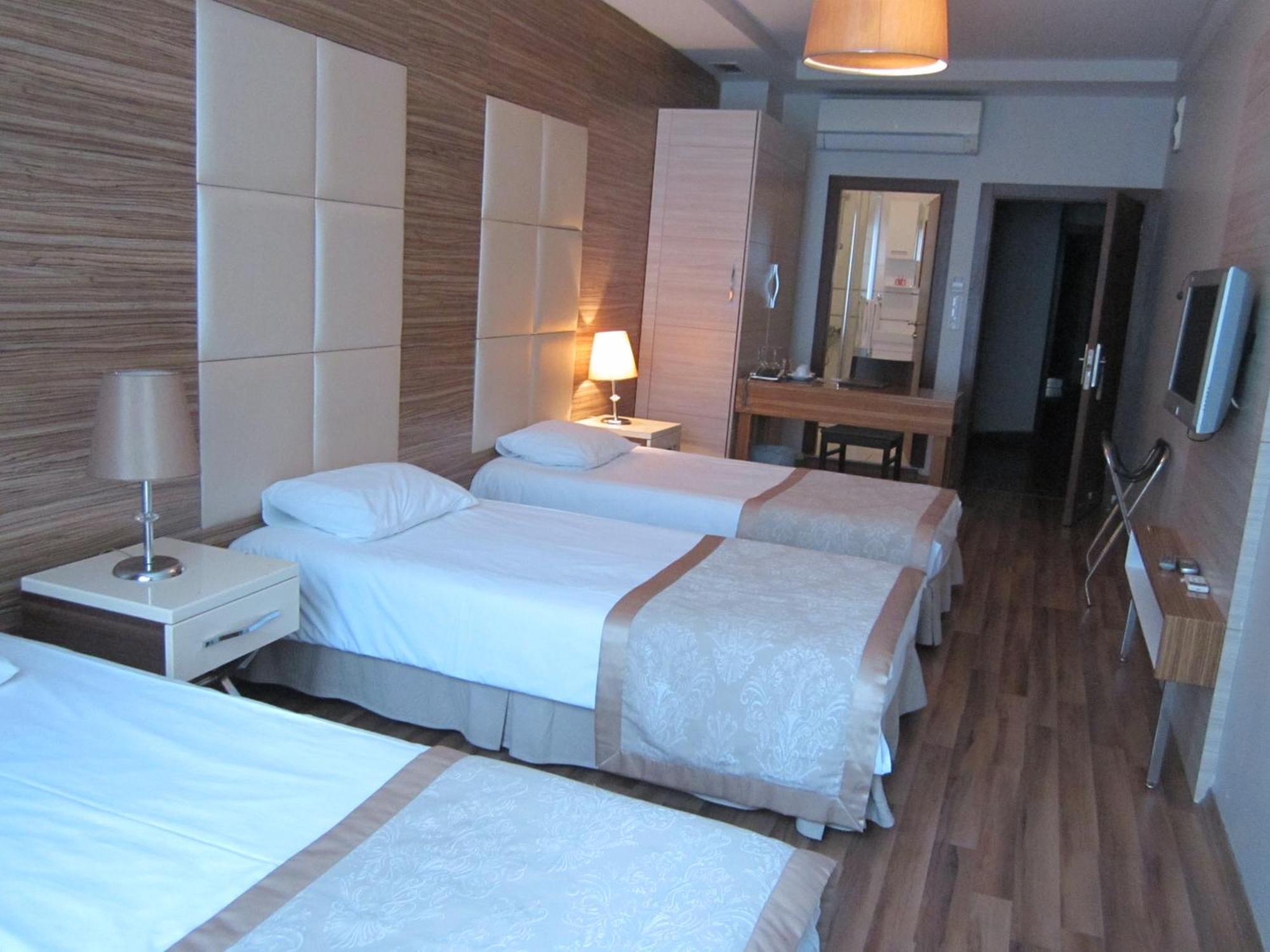 Derpa Suite Hotel Istanbul Exterior photo
