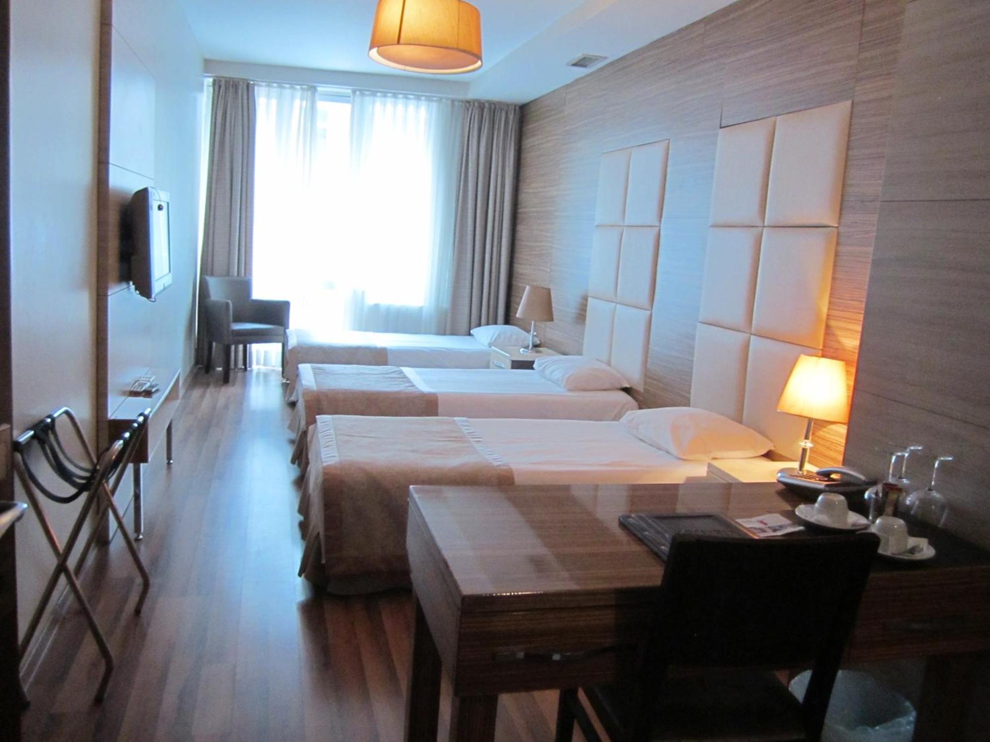 Derpa Suite Hotel Istanbul Exterior photo