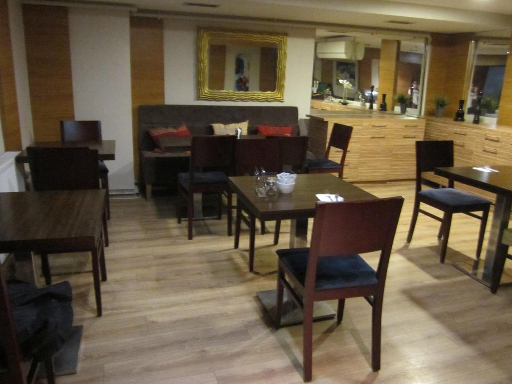 Derpa Suite Hotel Istanbul Exterior photo